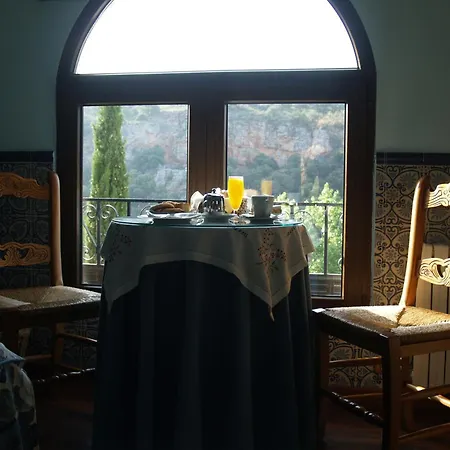 Hotel Rural Albamanjon 3*