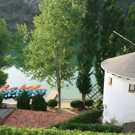 Hotel Rural Albamanjon 3*